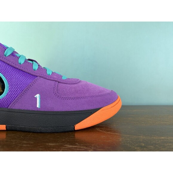 Nike Book 1 \